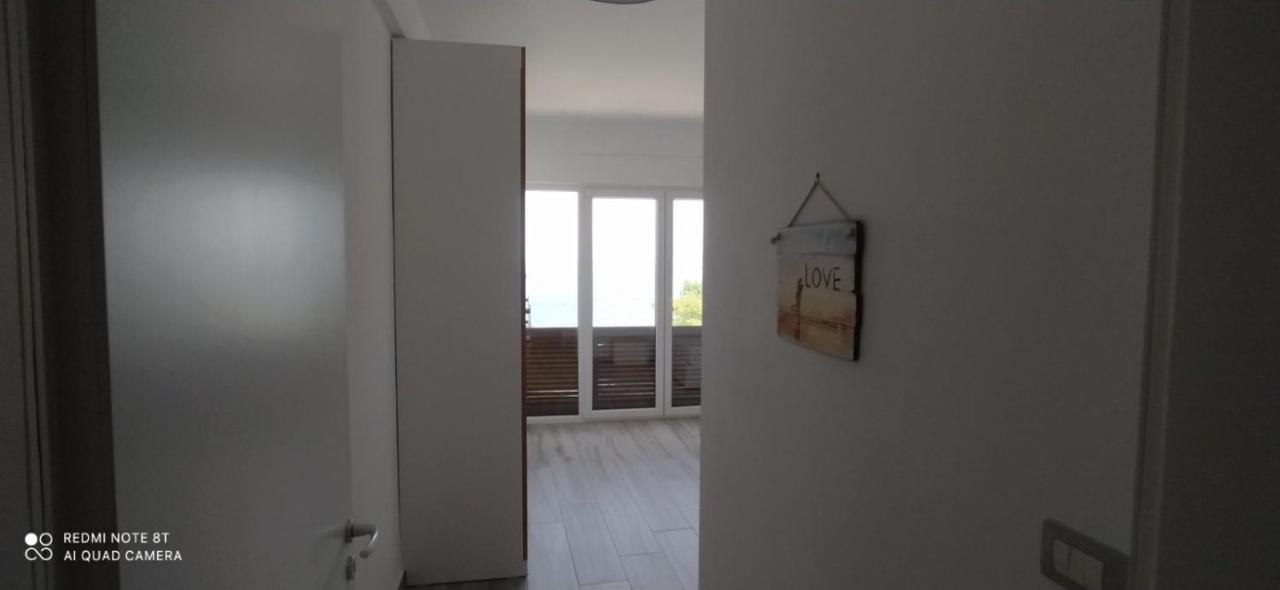 Matthews Beach House فلورا المظهر الخارجي الصورة
