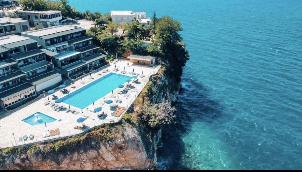 Matthews Beach House فلورا المظهر الخارجي الصورة